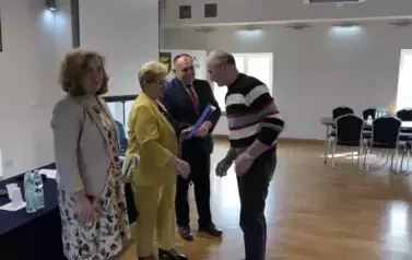 Dzień Sołtysa w gminie Łoch&oacute;w. Wręczanie upomink&oacute;w i dyplom&oacute;w sołtysom