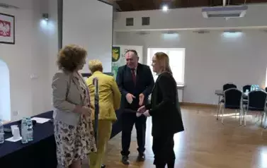Dzień Sołtysa w gminie Łoch&oacute;w. Wręczanie upomink&oacute;w i dyplom&oacute;w sołtysom