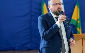 PIERWSZA DEBATA OŚWIATOWA 9