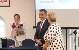 P1272556