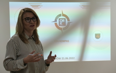 Zdjęcie do Program Edu Kompas we wszystkich szkołach podstawowych w gminie Łoch&oacute;w